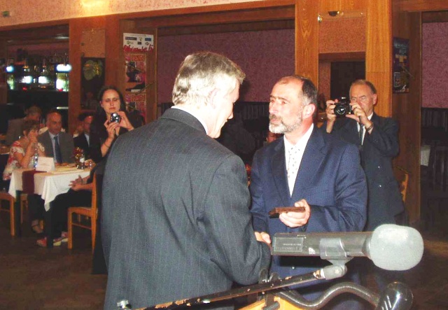 05_Udelovani Pametni medaile Mesta Lanskrouna.jpg